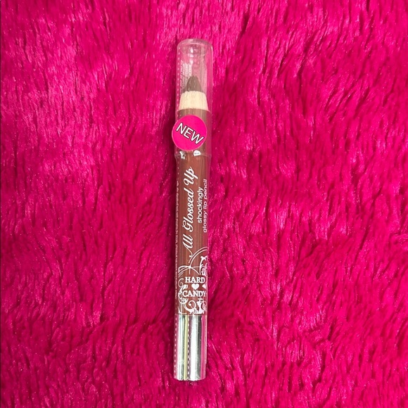 Hard Candy Other - Hard Candy Glossy Lip Crayon in Vibrant Pink
